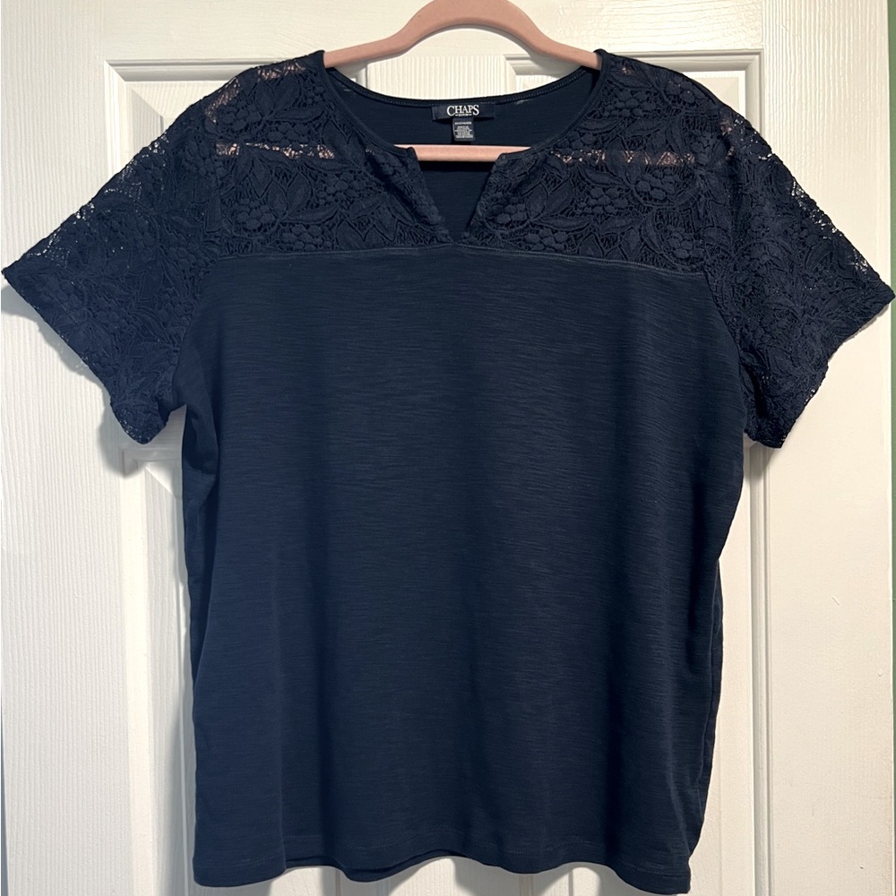 Chaps v-neck short sleeve top in size 2X.